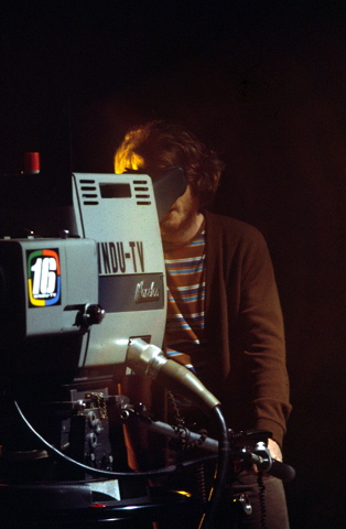 12-1972boxcarousel