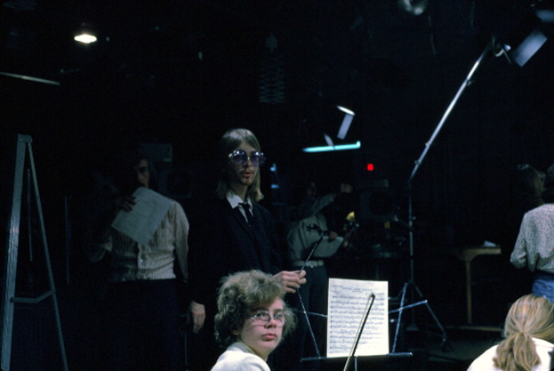 82-1975