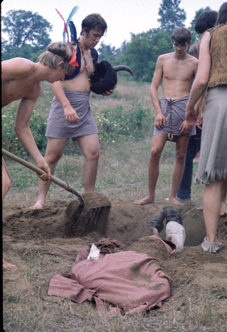 132-1975