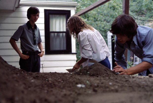 18-1975