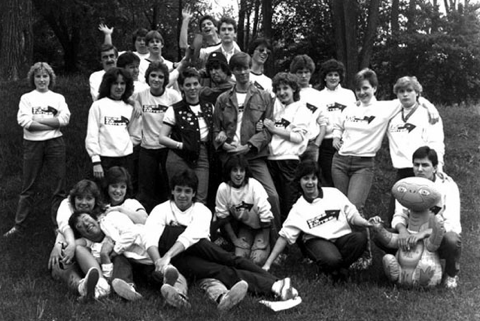 1982_83cast